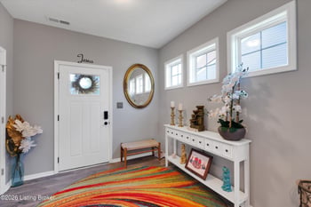 6522 Oak Village Dr, Louisville, KY 40228