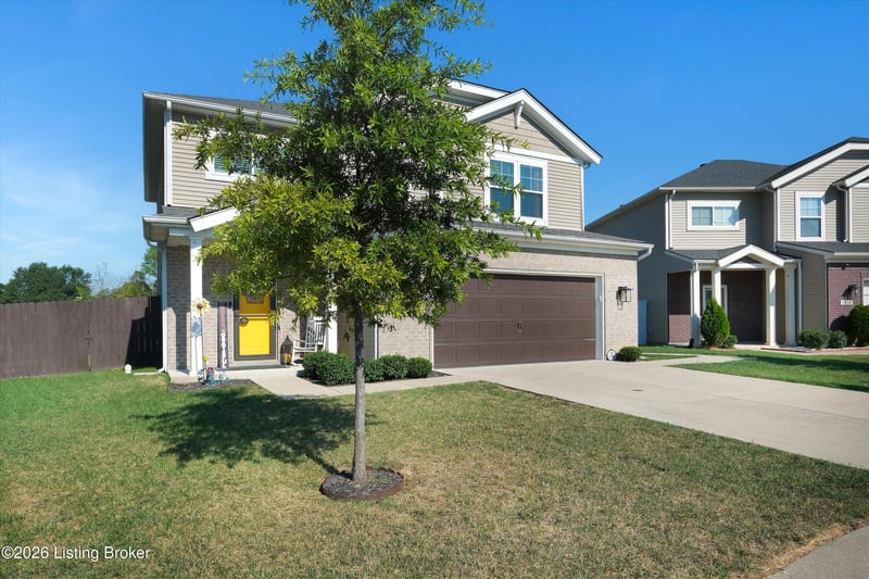 6522 Oak Village Dr, Louisville, KY 40228