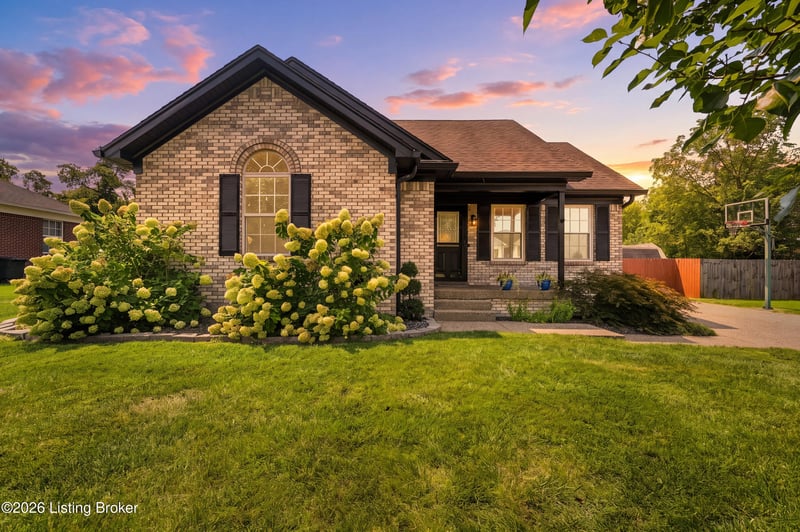 659 Justin Trl, Mt Washington, KY 40047