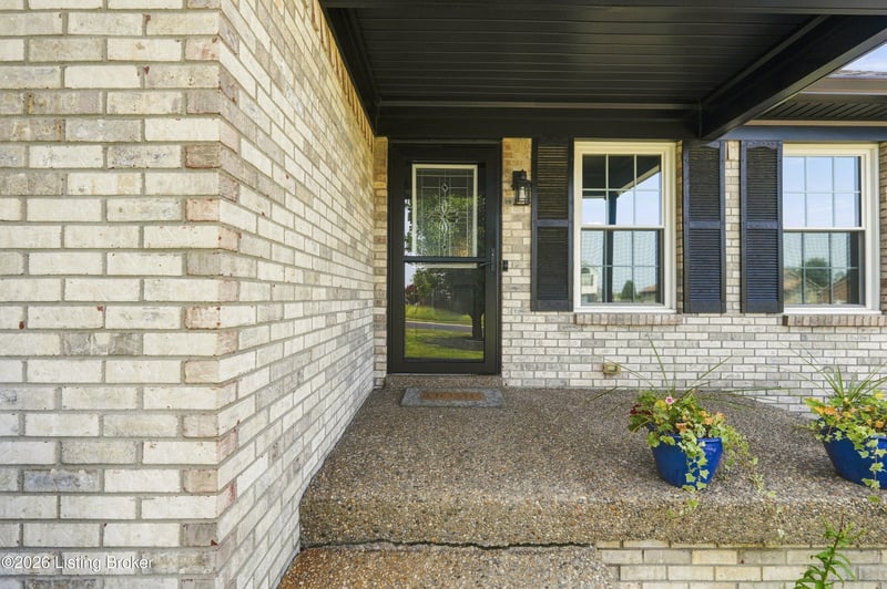 659 Justin Trl, Mt Washington, KY 40047