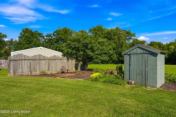 66 Vernon St, Eminence, KY 40019
