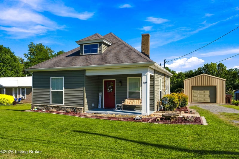 66 Vernon St, Eminence, KY 40019