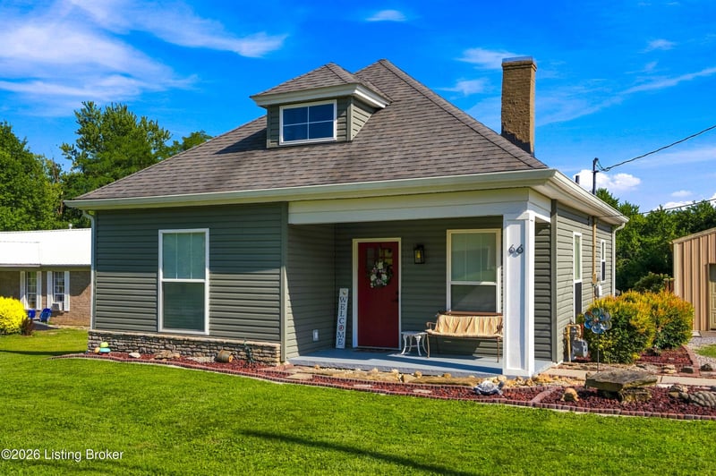 66 Vernon St, Eminence, KY 40019