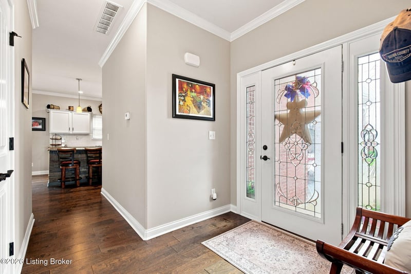 6607 Villa Spring Dr, Louisville, KY 40291