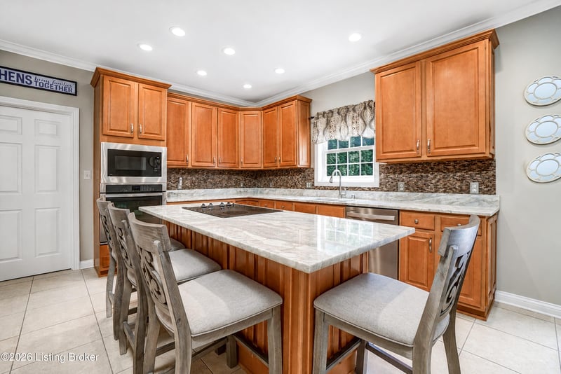 6608 Eastwind Way, Crestwood, KY 40014