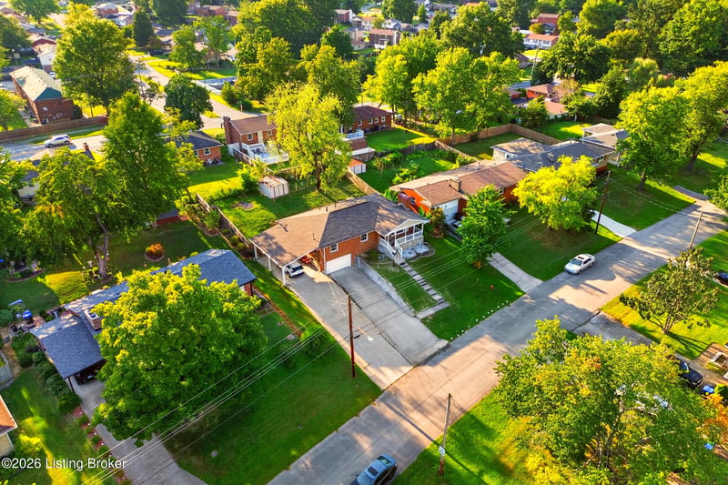 6608 Morocco Dr, Louisville, KY 40214
