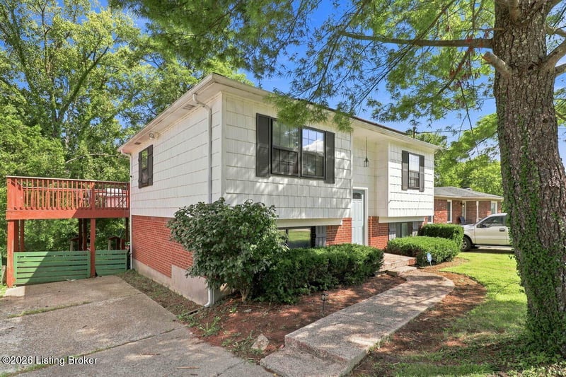 6609 Monty Ln, Louisville, KY 40291