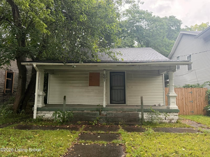 661 Hecks Ln, Louisville, KY 40211