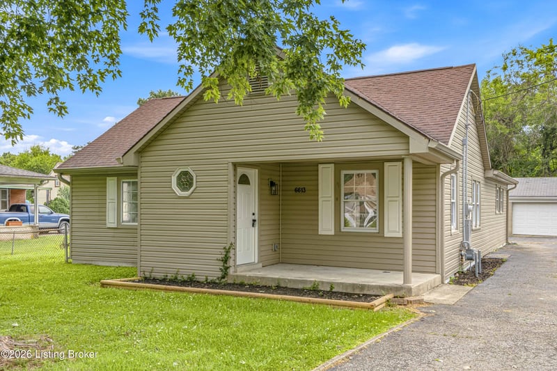6613 Fincastle Trl, Louisville, KY 40272