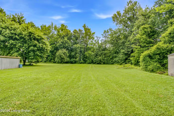 6613 Fincastle Trl, Louisville, KY 40272