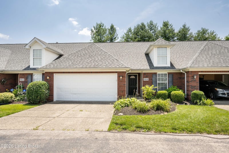 6616 Woods Mill Dr, Louisville, KY 40272