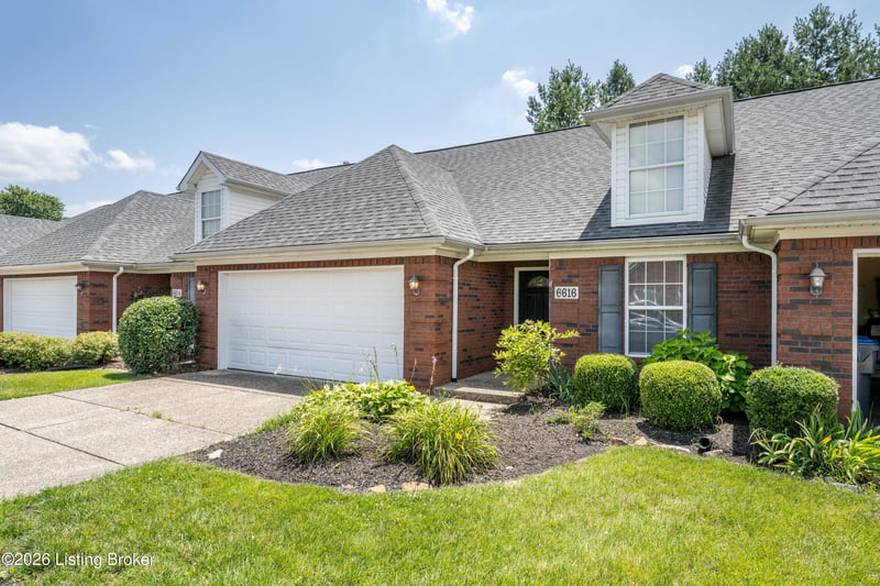 6616 Woods Mill Dr, Louisville, KY 40272