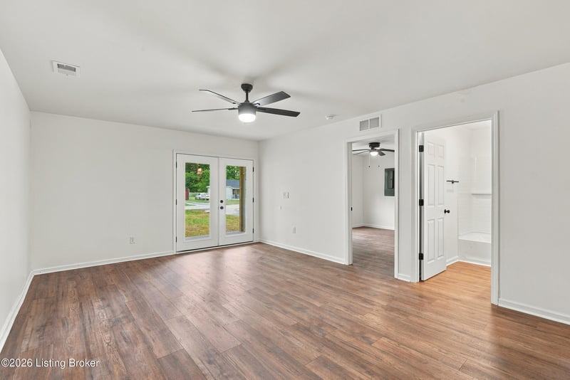 6617 Sylvania Rd, Louisville, KY 40258