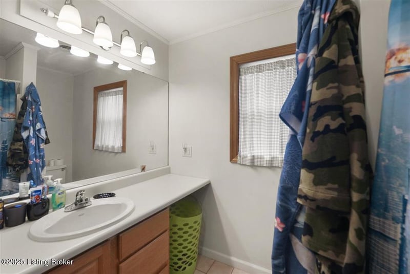 663 Bishop Rd, Glasgow, KY 42141