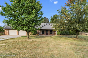 6634 N Midway Rd, Brandenburg, KY 40108
