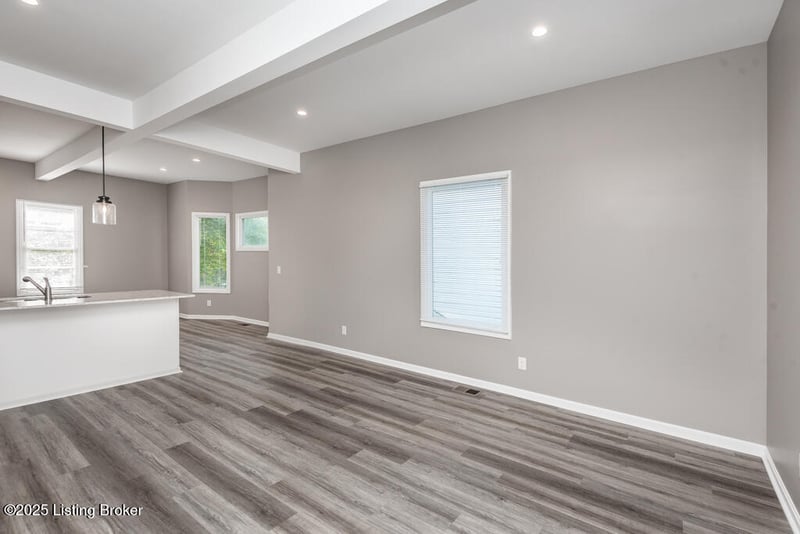 665 S 41st St, Louisville, KY 40211