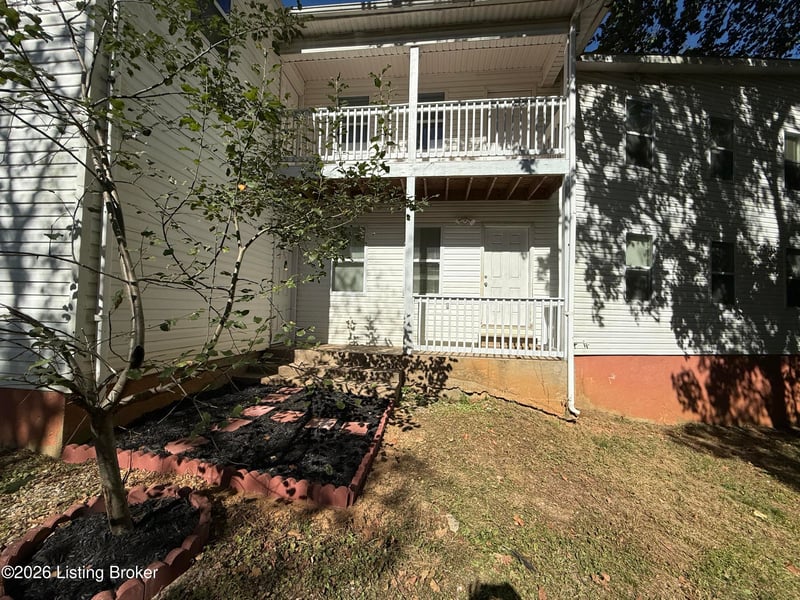 6652 Ashbrooke Dr, Pewee Valley, KY 40056