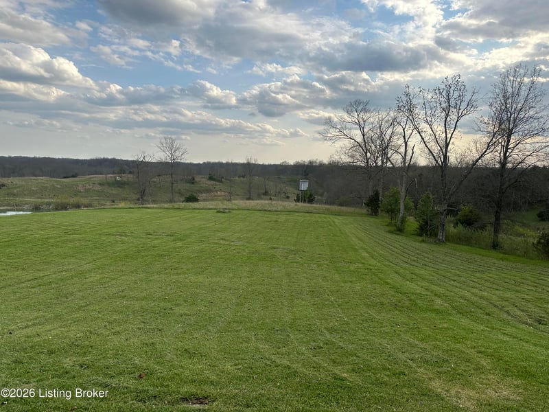 6687 Woods Pike, Pleasureville, KY 40057