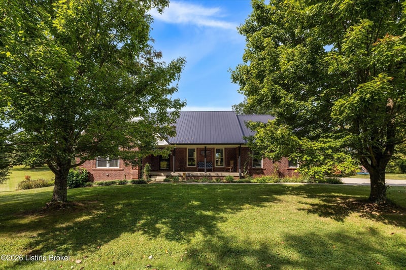 67 Center Court Dr, Bedford, KY 40006