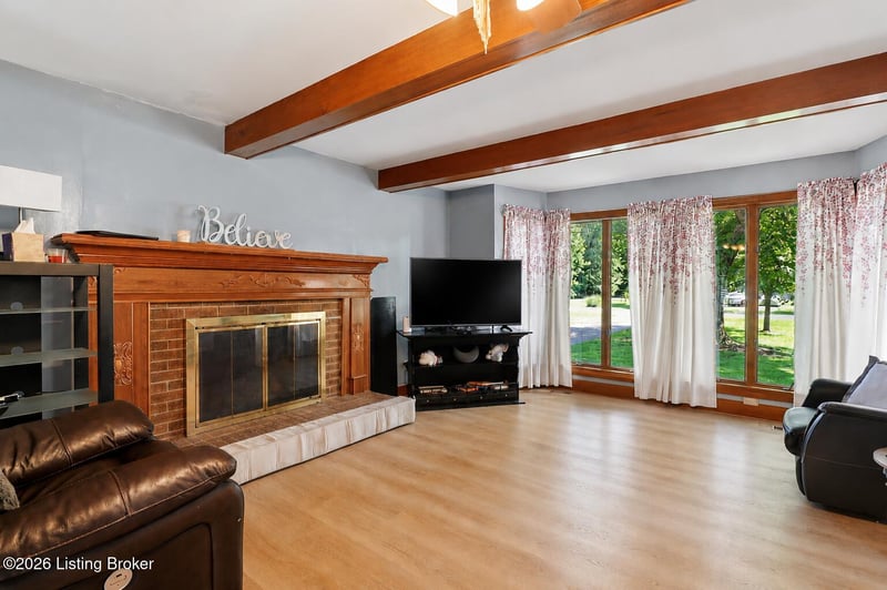 6701 Scenic Trl, Louisville, KY 40272
