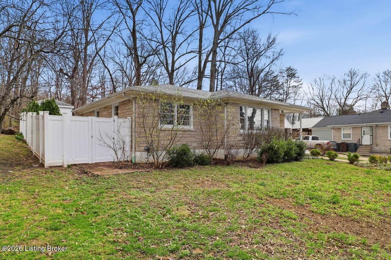 6705 Old New Cut Rd, Louisville, KY 40118