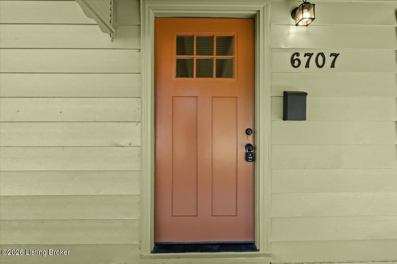 6707 Pendleton Rd, Louisville, KY 40272