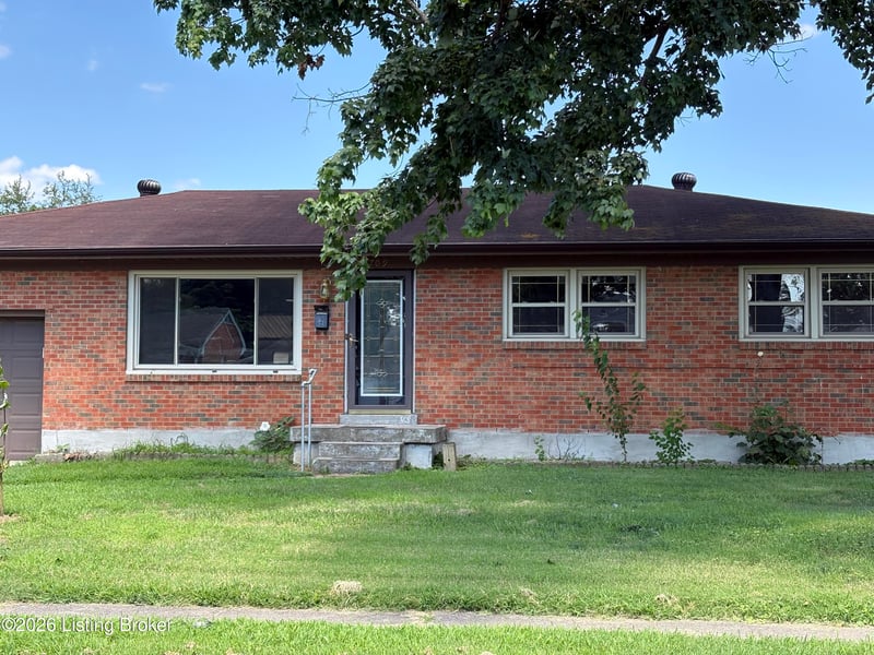 6709 Falling Star Dr, Louisville, KY 40272