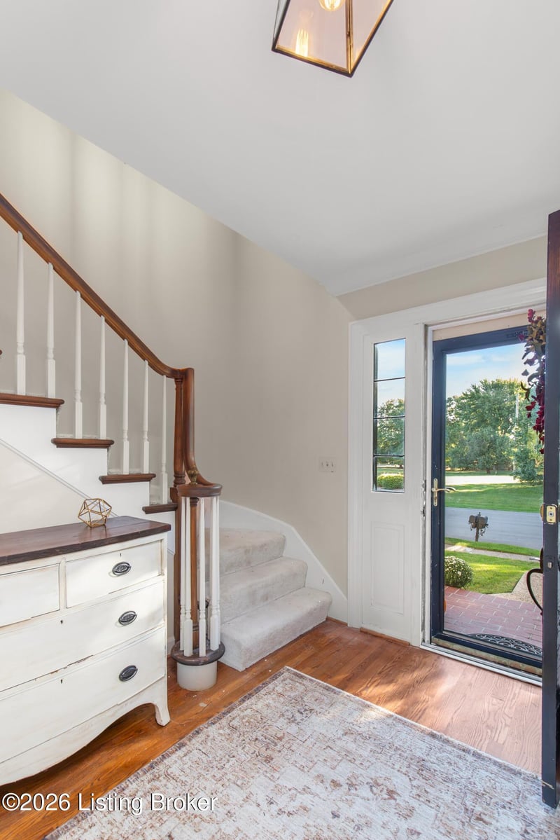 6714 Deep Creek Dr, Prospect, KY 40059