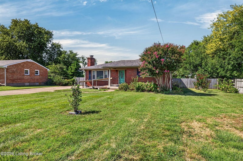 6714 Old Briscoe Ln, Louisville, KY 40228