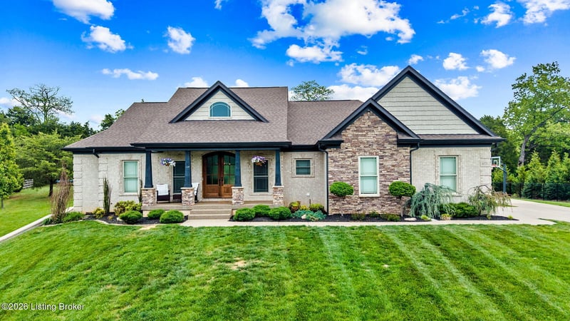 673 Martha's Ct, Mt Washington, KY 40047