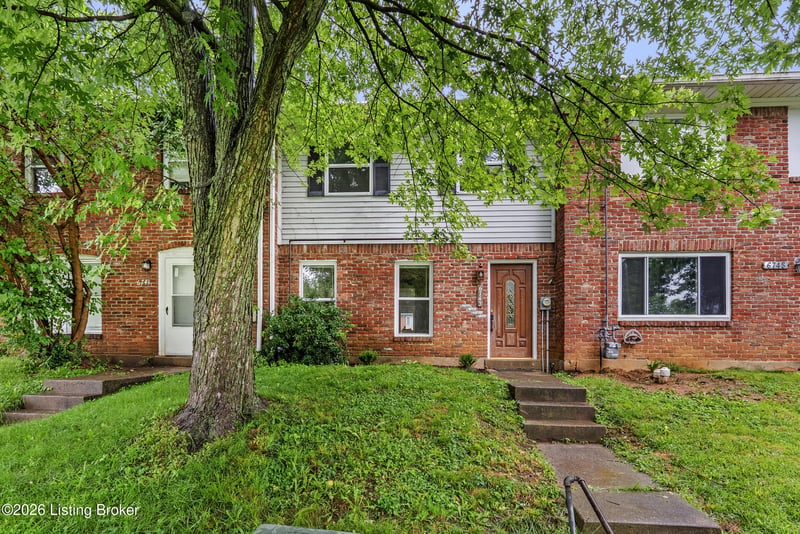 6743 Vandre Ave, Louisville, KY 40228