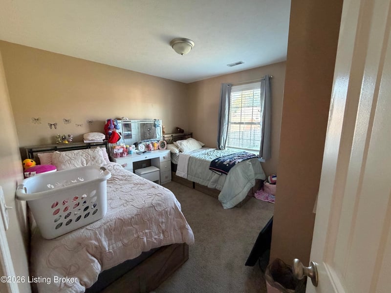 675 Tecumseh Dr, Shepherdsville, KY 40165