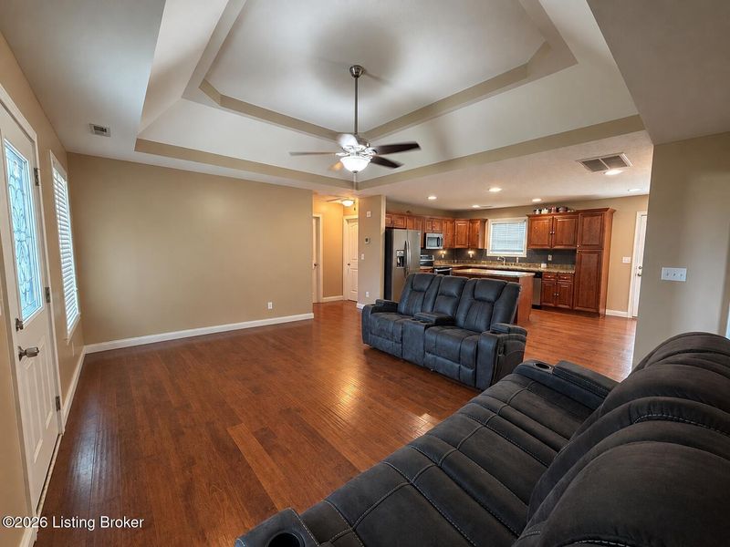 675 Tecumseh Dr, Shepherdsville, KY 40165