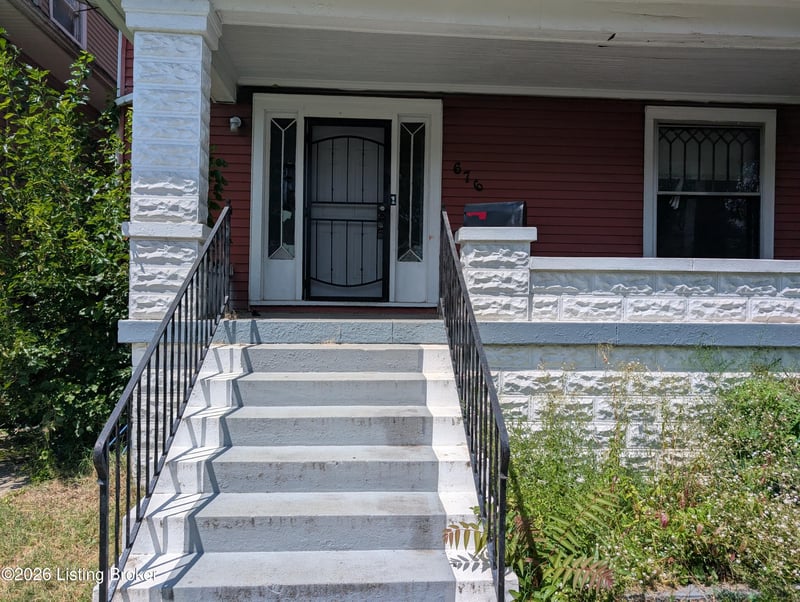 676 Cecil Ave, Louisville, KY 40211