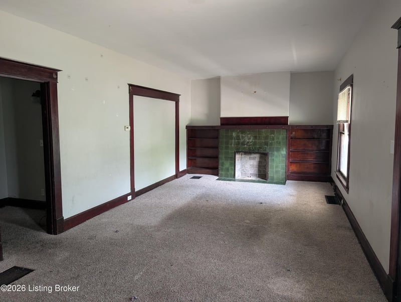 676 Cecil Ave, Louisville, KY 40211