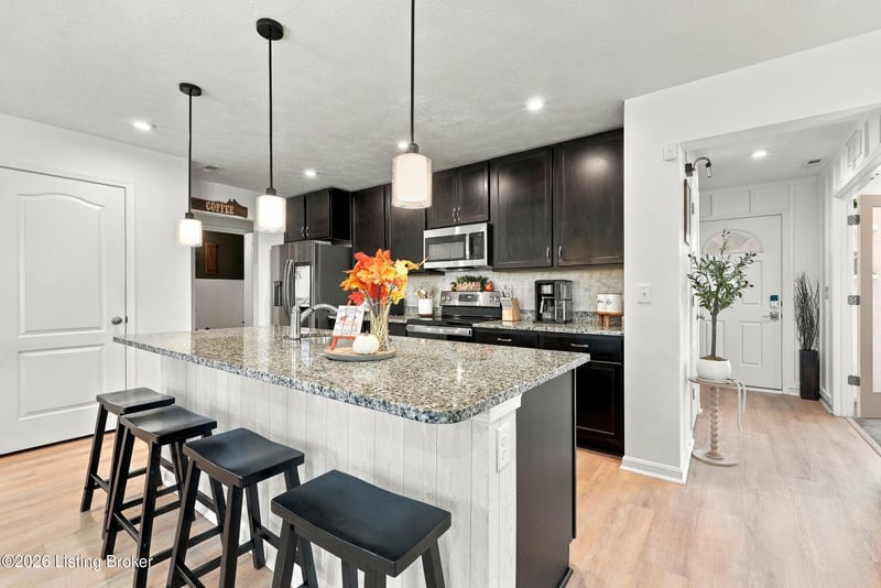 676 Mallard Lake Blvd, Shepherdsville, KY 40165