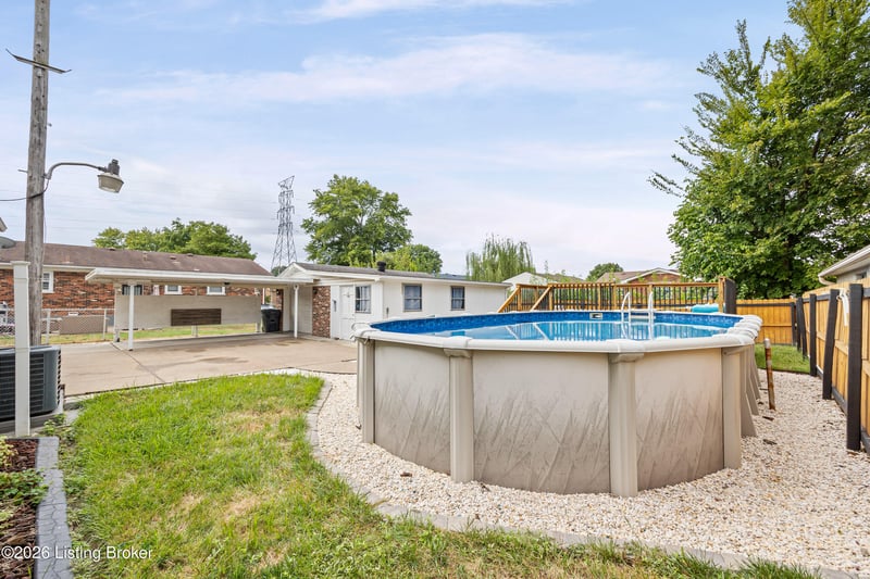 6804 Orange Blossom Rd, Louisville, KY 40219