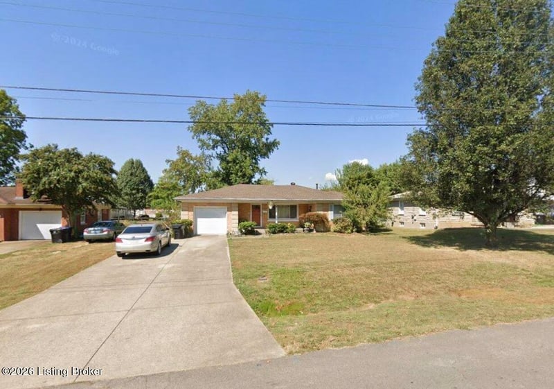 6806 Mariposa Dr, Louisville, KY 40214