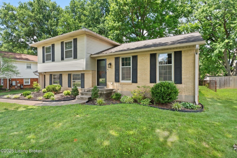 6806 Wunderly Ct, Louisville, KY 40291
