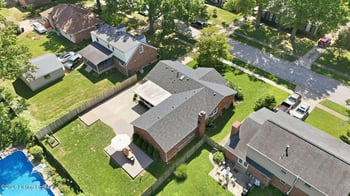 6807 Tottenham Rd, Louisville, KY 40207