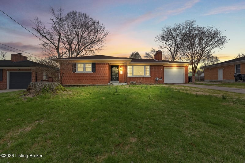 6808 Mariposa Dr, Louisville, KY 40214