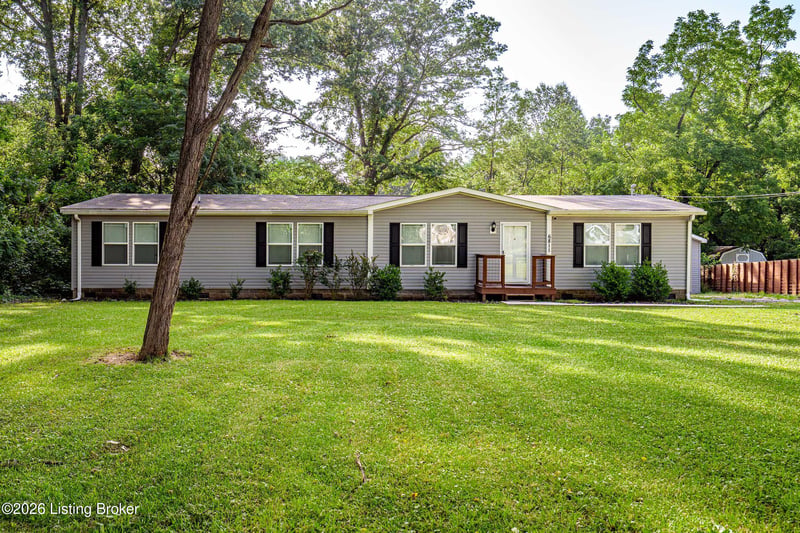 6811 Memory Ln, Louisville, KY 40258
