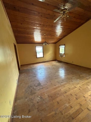 684 Wonderland Cavern Rd, Cecilia, KY 42724