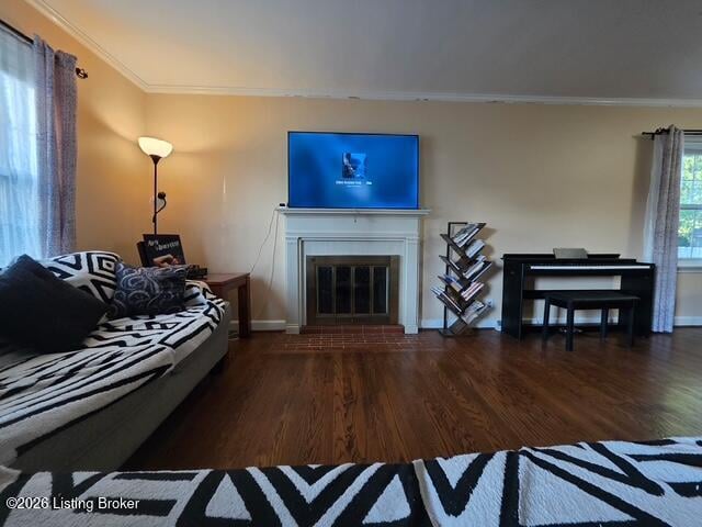 6847 Green Meadow Cir, Louisville, KY 40207