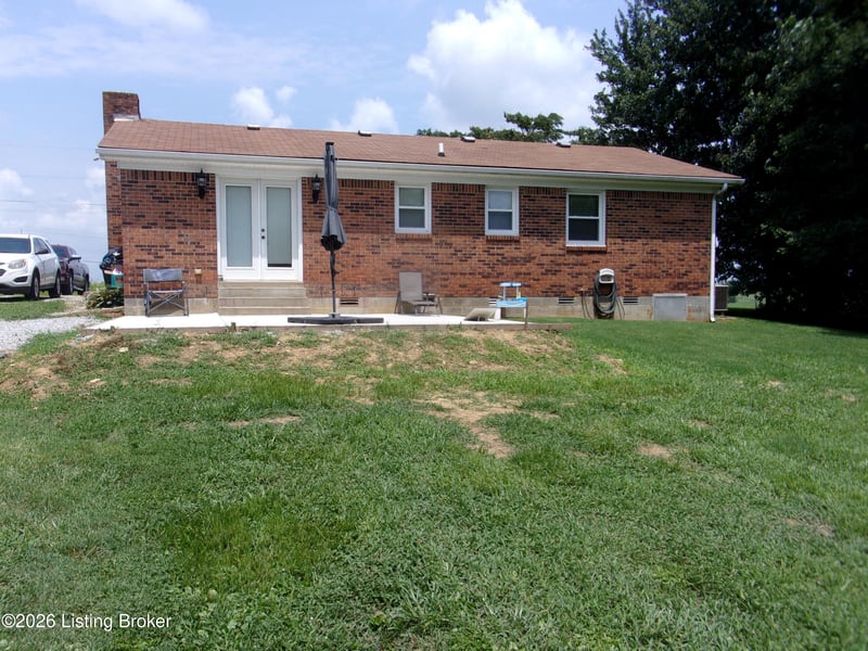 6897 Bloomfield Rd, Bardstown, KY 40004