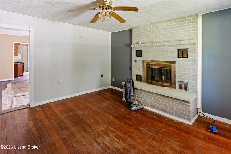 69 Petersburg Rd, Boston, KY 40107