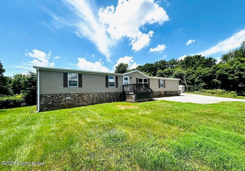 690 Sunset Dr, Vine Grove, KY 40175