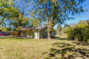 6900 Sylvania 4 Rd, Louisville, KY 40258