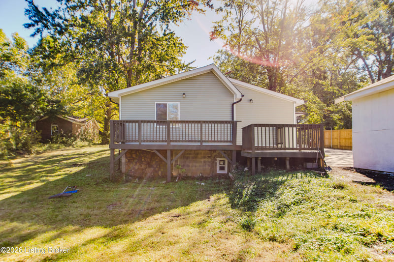 6900 Sylvania 4 Rd, Louisville, KY 40258