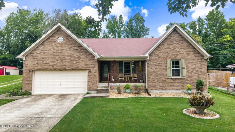 6901 Triangle Dr, Louisville, KY 40214